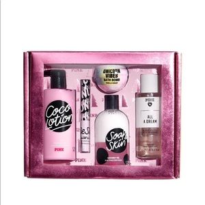 Victoria’s Secret Pink Ultimate Gift Set